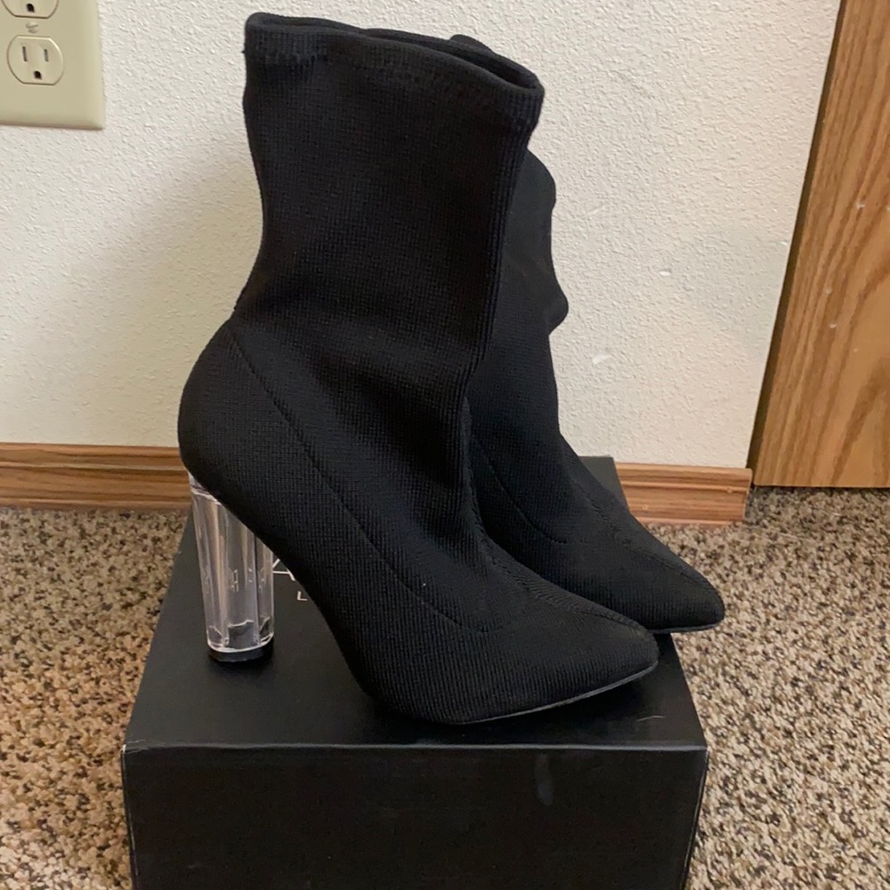Fashionnova Heel booties
